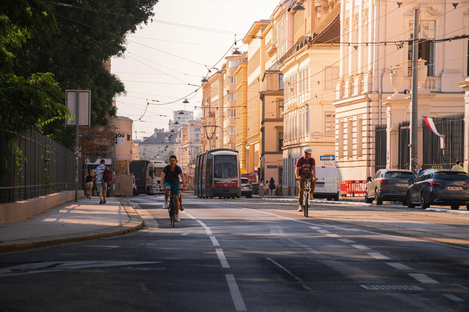 HR Services, benefits of outsourcing to Austria