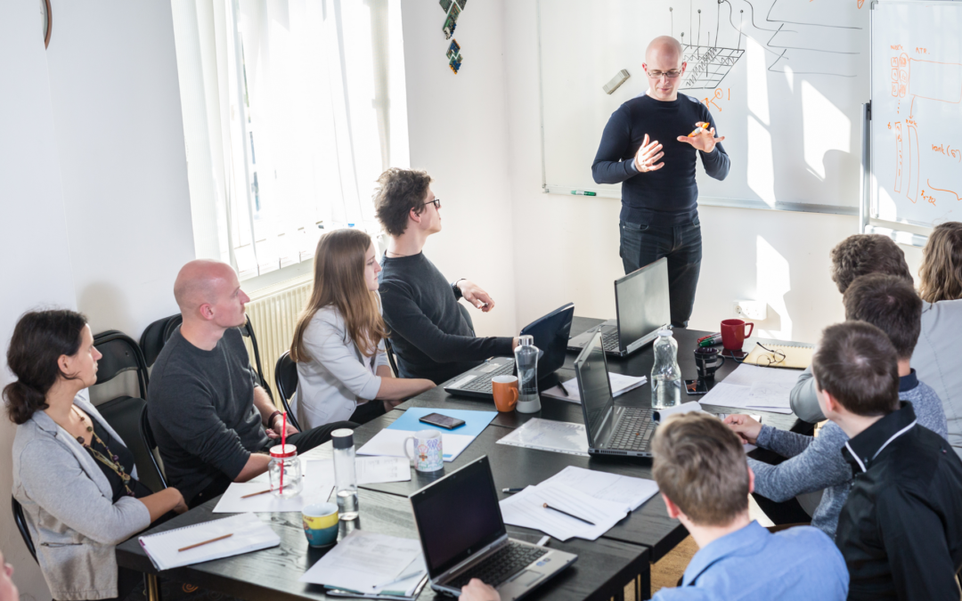 Startup HR Challenges: Talent, Culture, and Compliance